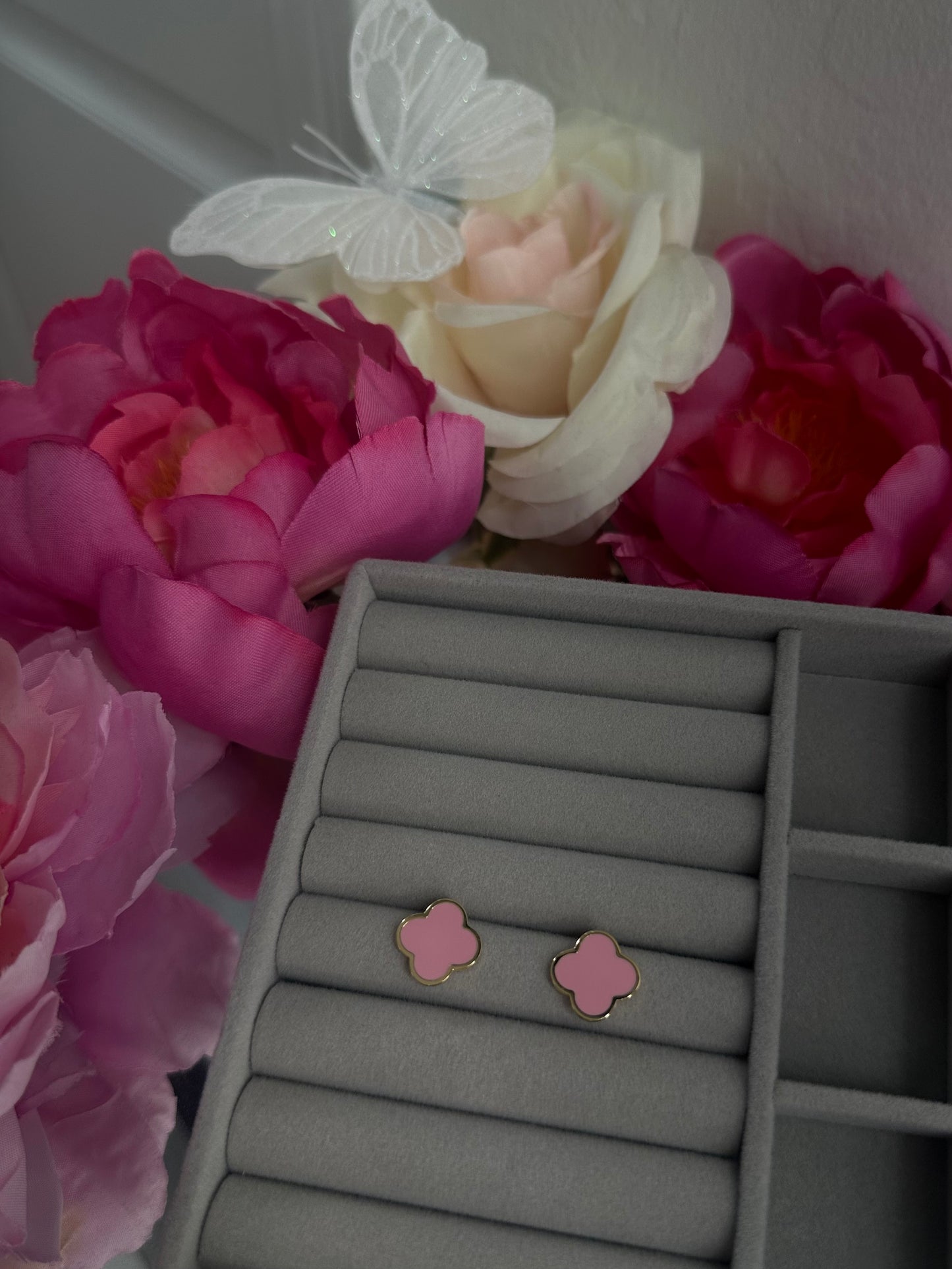 MV EARRINGS PINK (GOLD DIPPED)