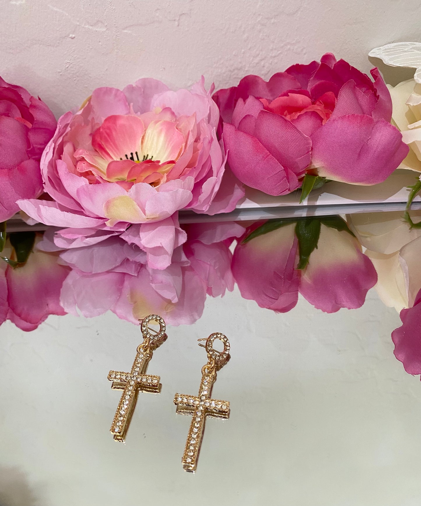 DIAMOND CROSS -GOLD