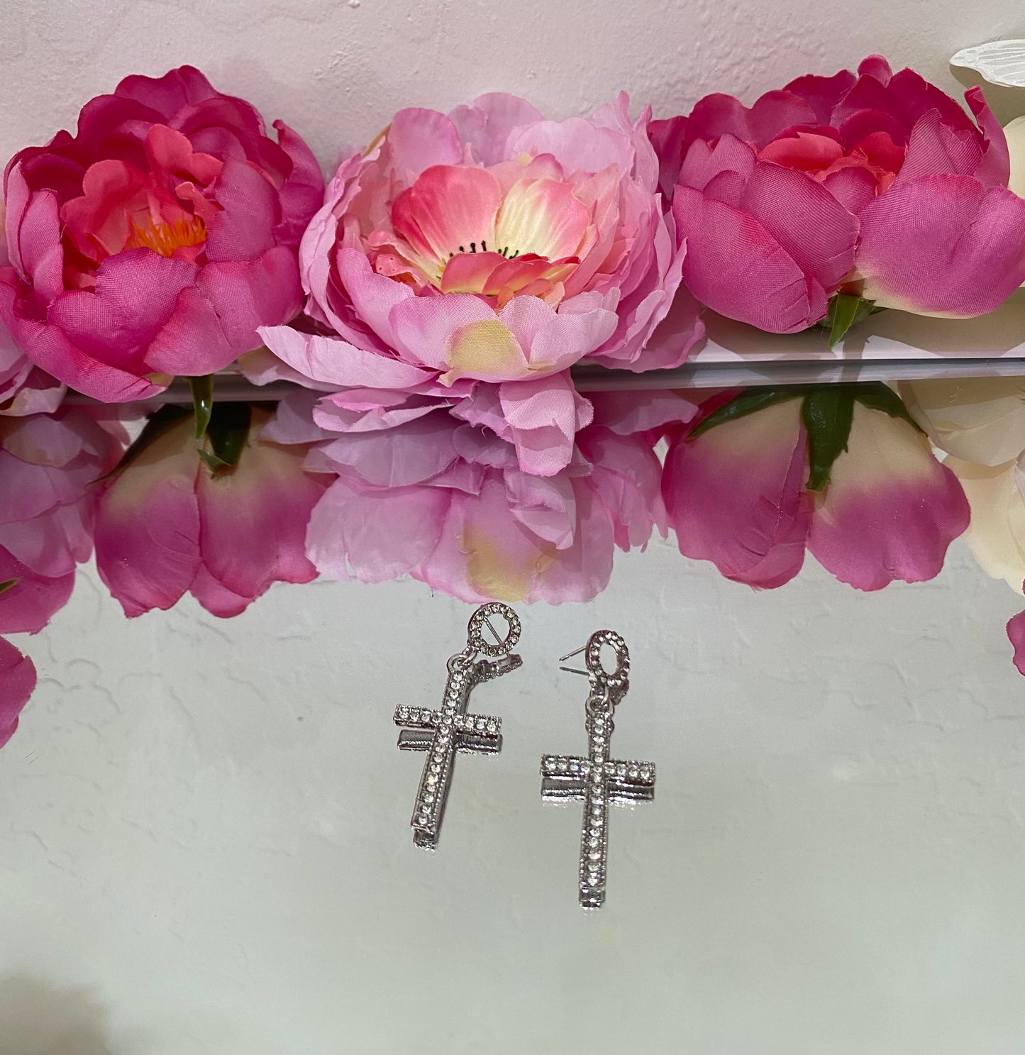 DIAMOND CROSS -SILVER